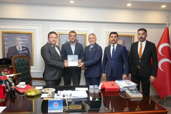 MHP Heyeti Tarsus’ta Teşkilatla Buluştu