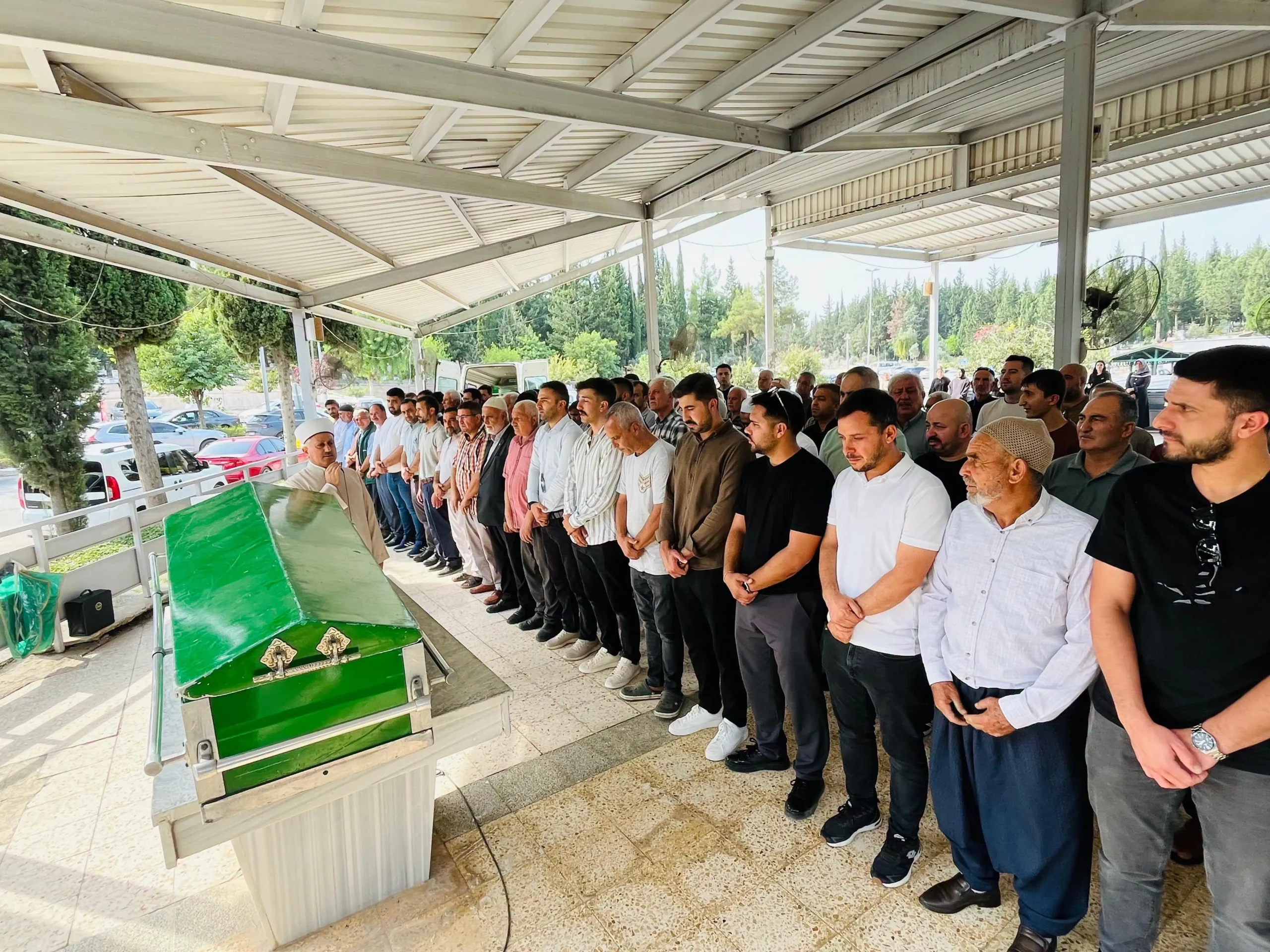 Yanıkdam Camii İmam Hatibi Dualarla Defnedildi