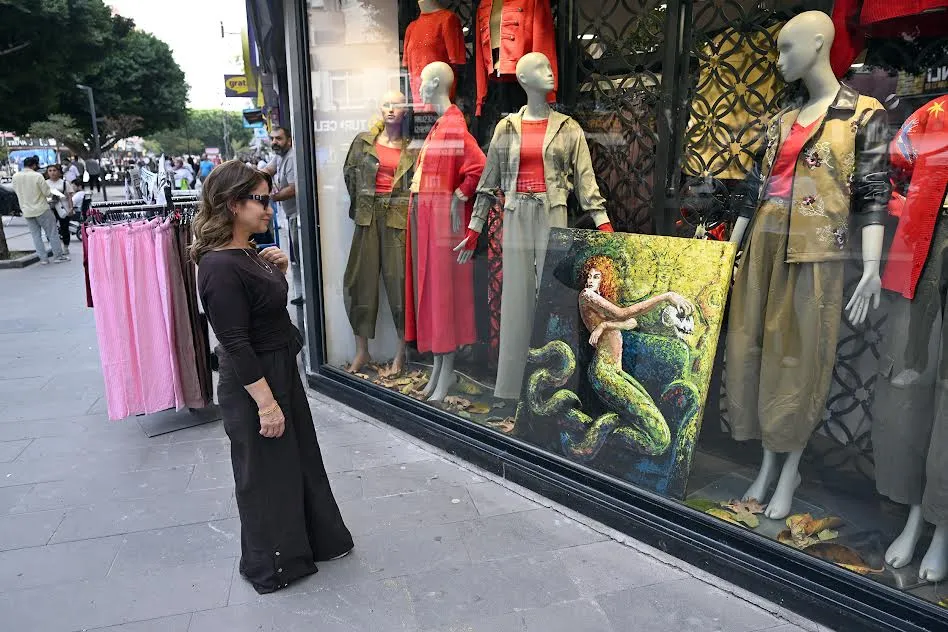 BÜYÜKŞEHİRDEN SANATA DESTEK